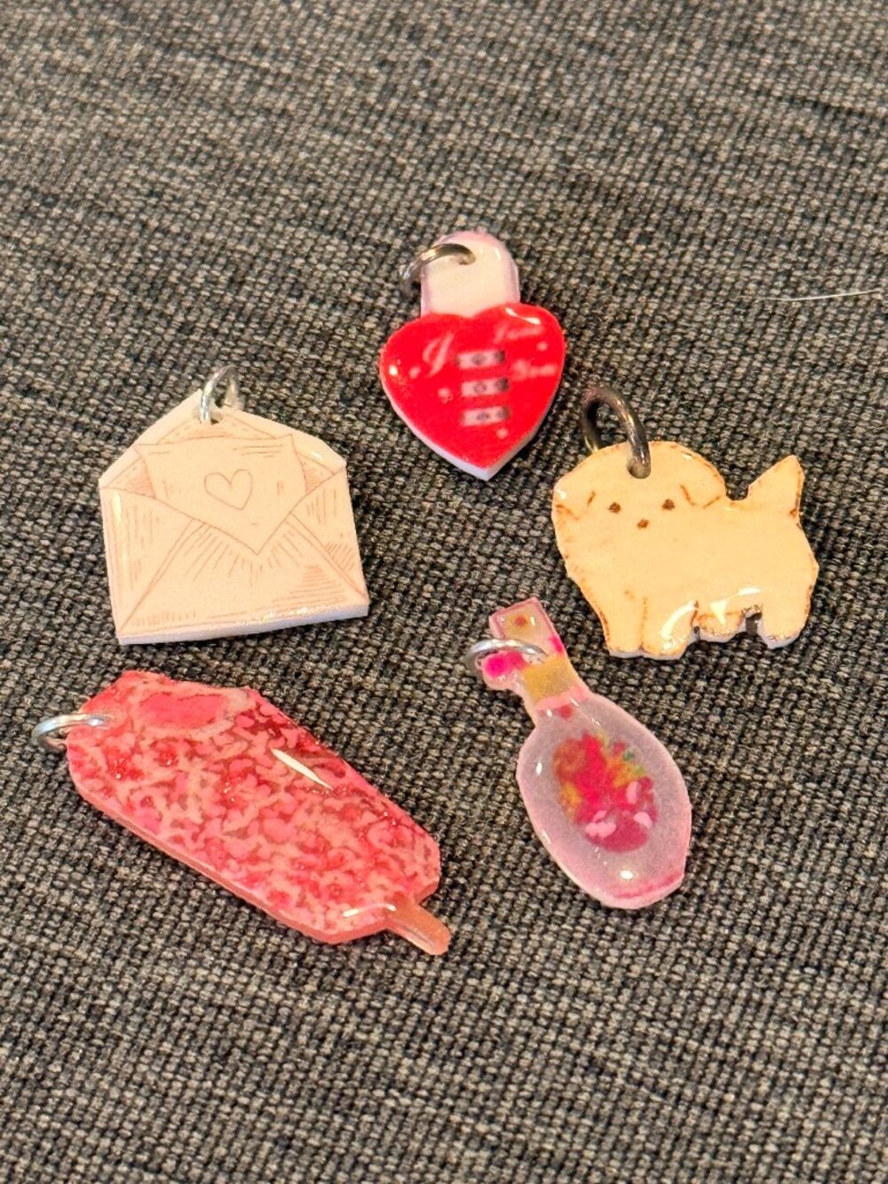 Y2K Cutie Mini Charms — Juice Bar Perfume, Strawberry Shortcake Pop, Puppy